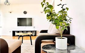 Luz Benfica Apartment